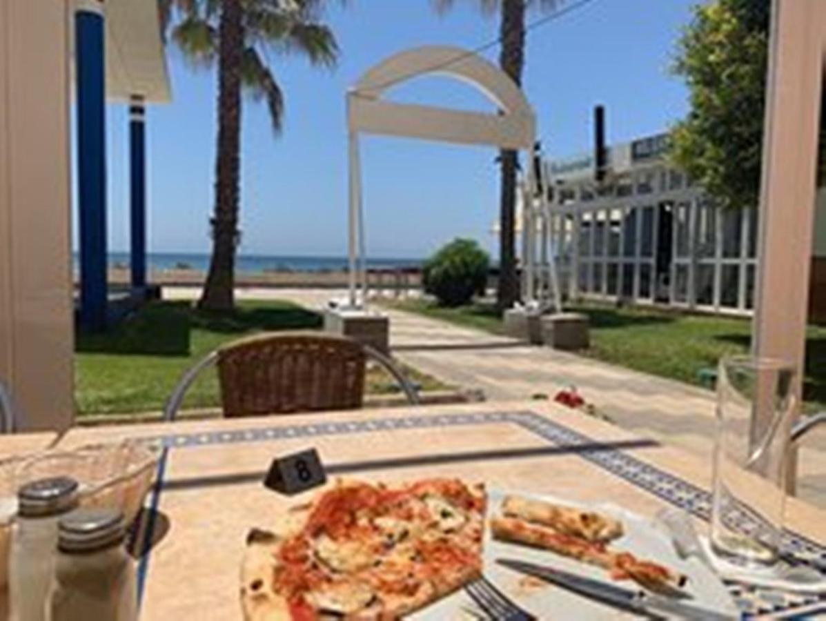 Beachfront 82 Torrox Bagian luar foto