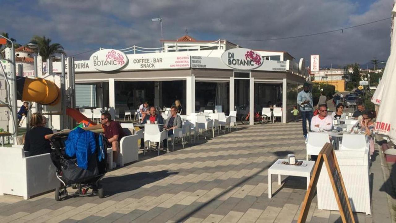 Beachfront 82 Torrox Bagian luar foto