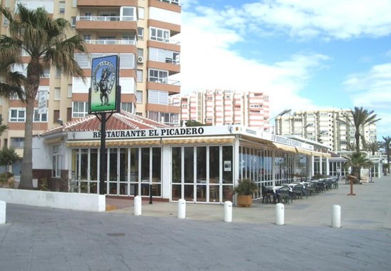 Beachfront 82 Torrox Bagian luar foto
