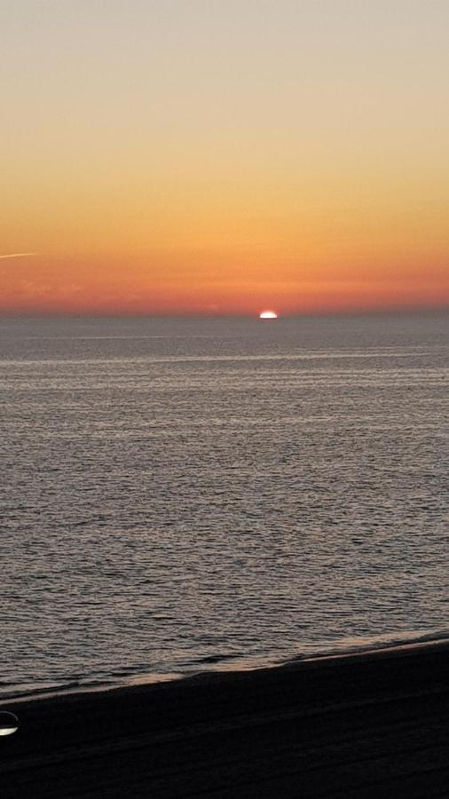 Beachfront 82 Torrox Bagian luar foto
