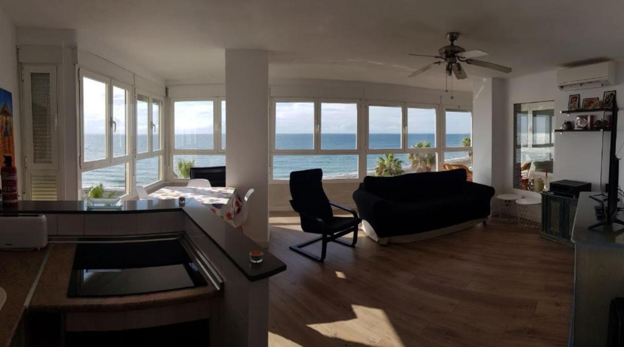 Beachfront 82 Torrox Bagian luar foto